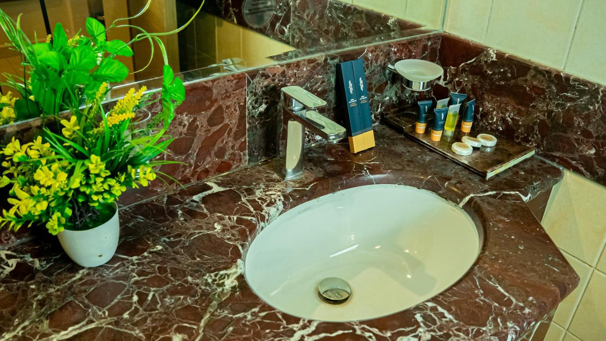 Rabwat Al Safwah Golden Hotel 메디나 외부 사진